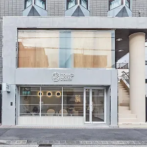 Tora Asakusa Hostel
